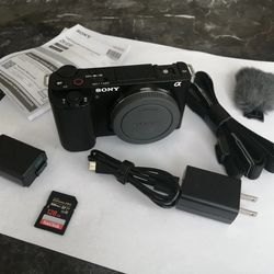 Sony Alpha ZV-E10 - APS-C Interchangeable Lens E-mount Mirrorless Vlog Camera