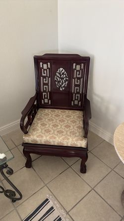 2 chairs for sale . Make a deal