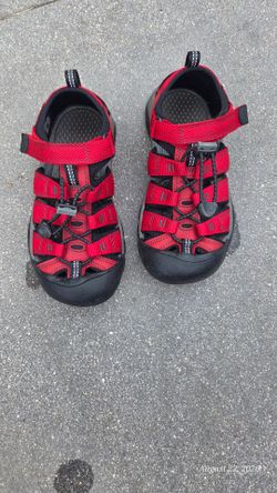 KEEN Big Kids' H2 size 2