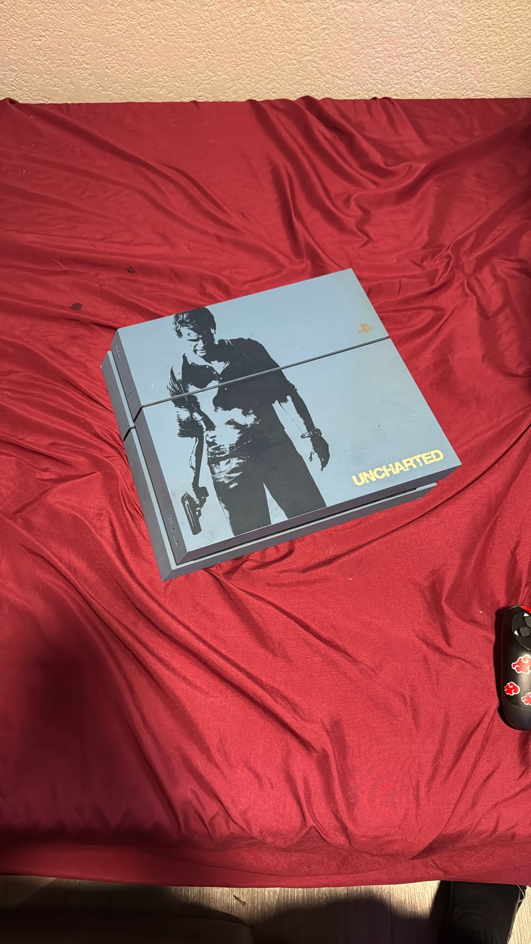 PS4 Uncharted Limited Edition (With Controller)