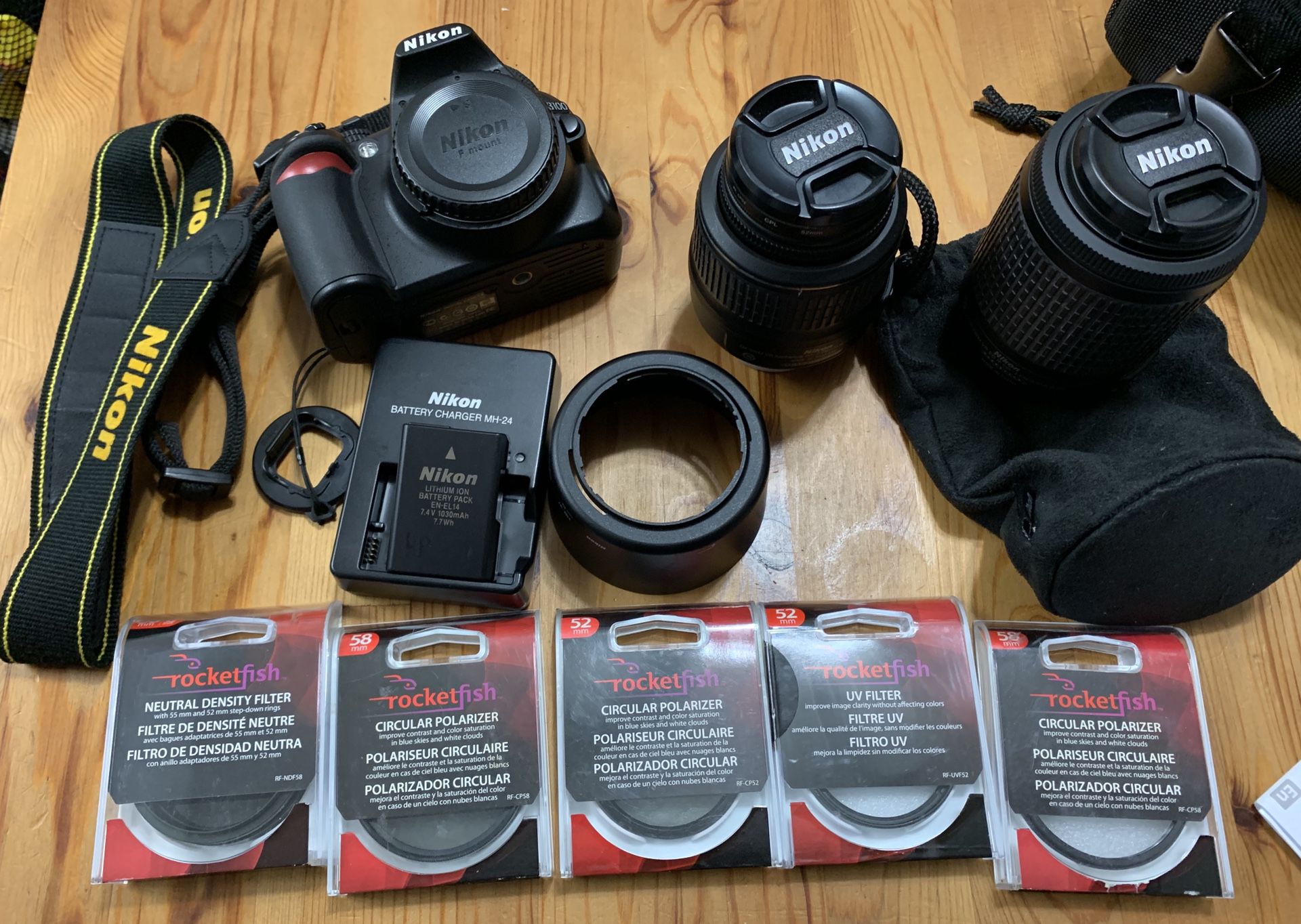 Nikon DSLR D3100 with accessories