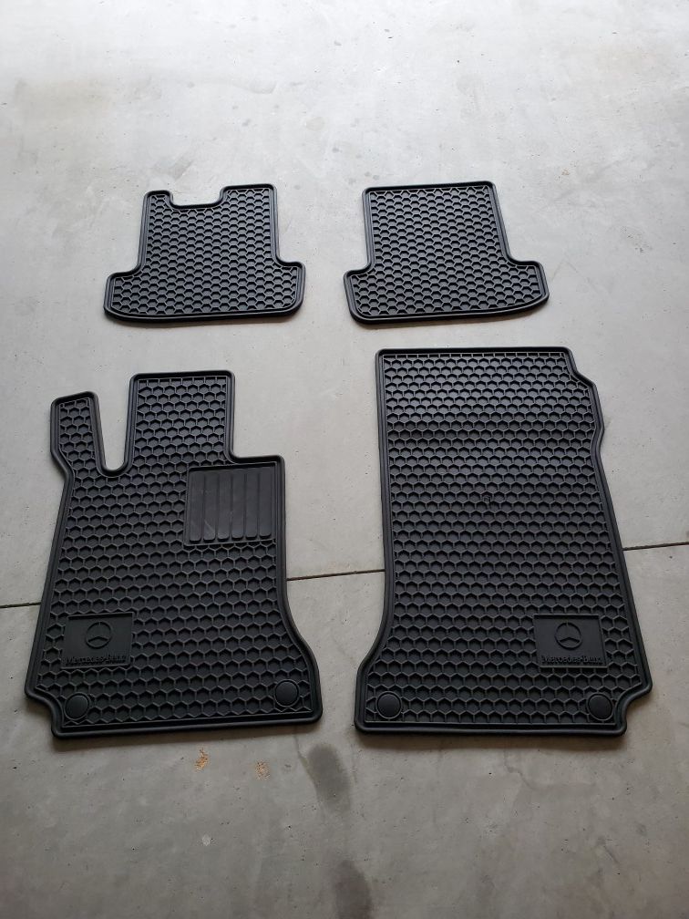 Original Mercedes Benz all weather floor mats fits E series