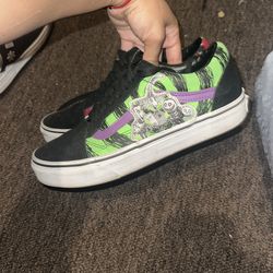 the nightmare before christmas vans (8W)