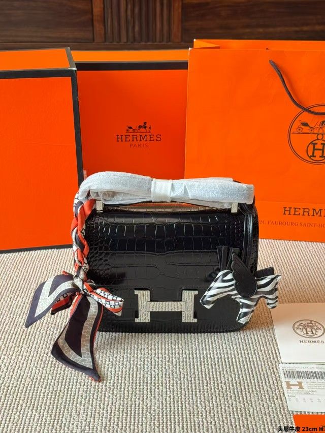 Hermes bag size 23 17CM