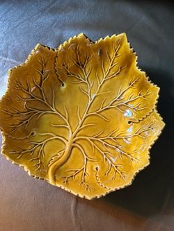 Vintage Olfaire Portugal Majolica Leaf Bowl Mustard Yellow Amber Glaze P 4690