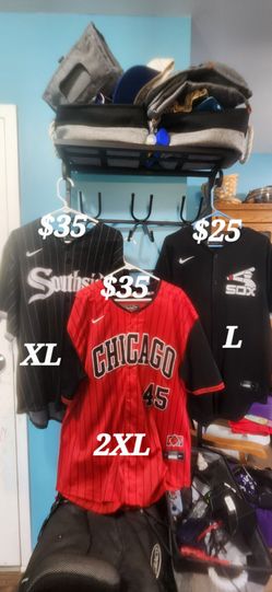 Mens Sports Gear/Clothing/ READ DESCRIPTION