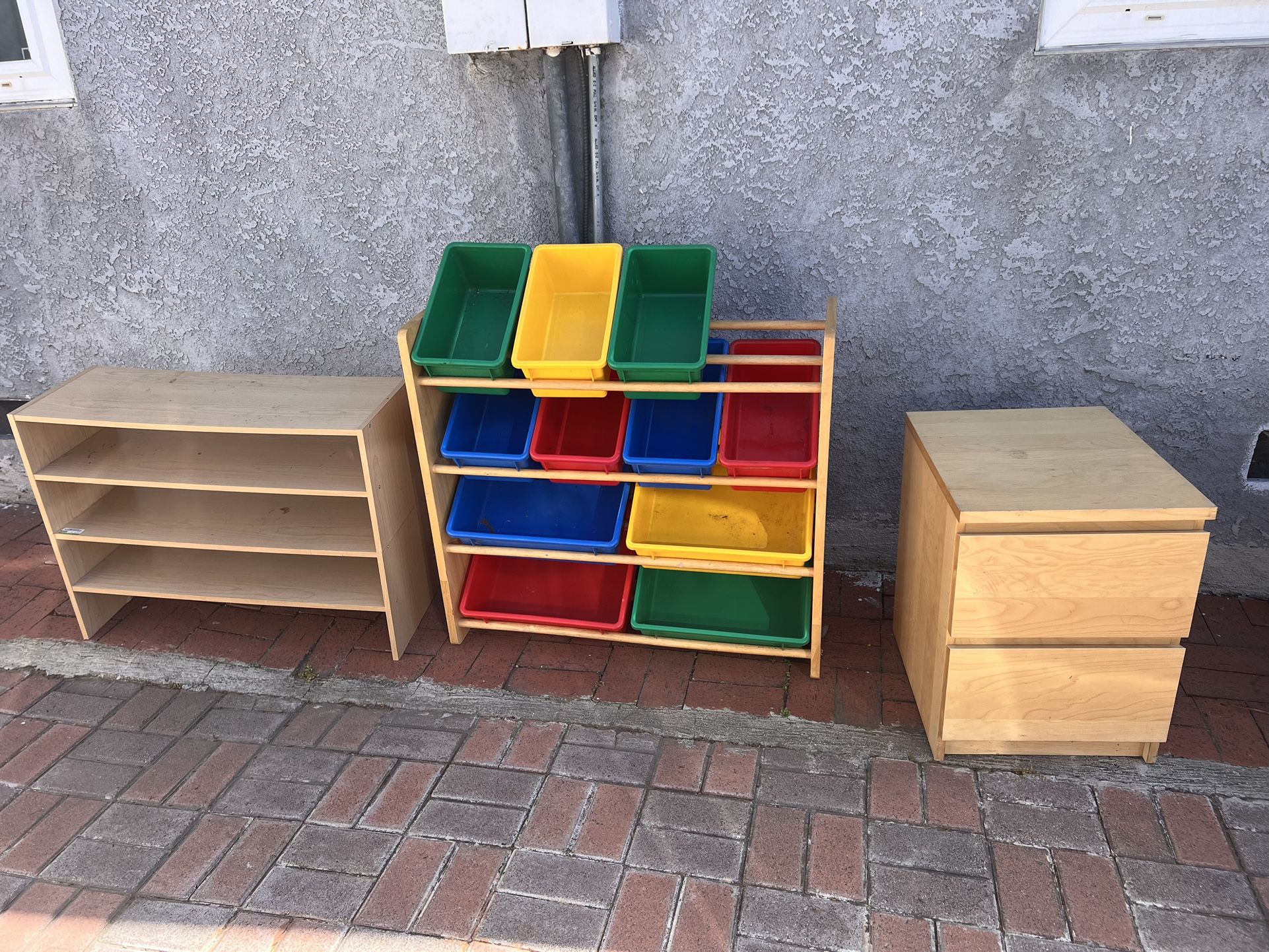 kids furniture 