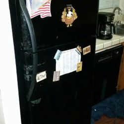 frigidaire 21 cu. in refrigerator