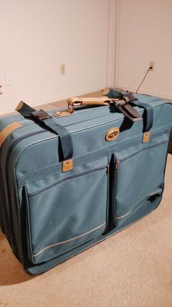 Luggage travel suitcase medium to large