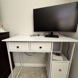 Small desk 