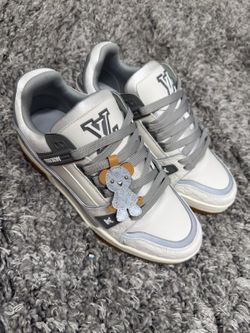 LOUIS VUITTON SNEAKERS