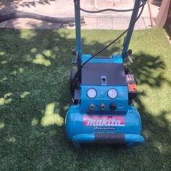 Makita Compressor 