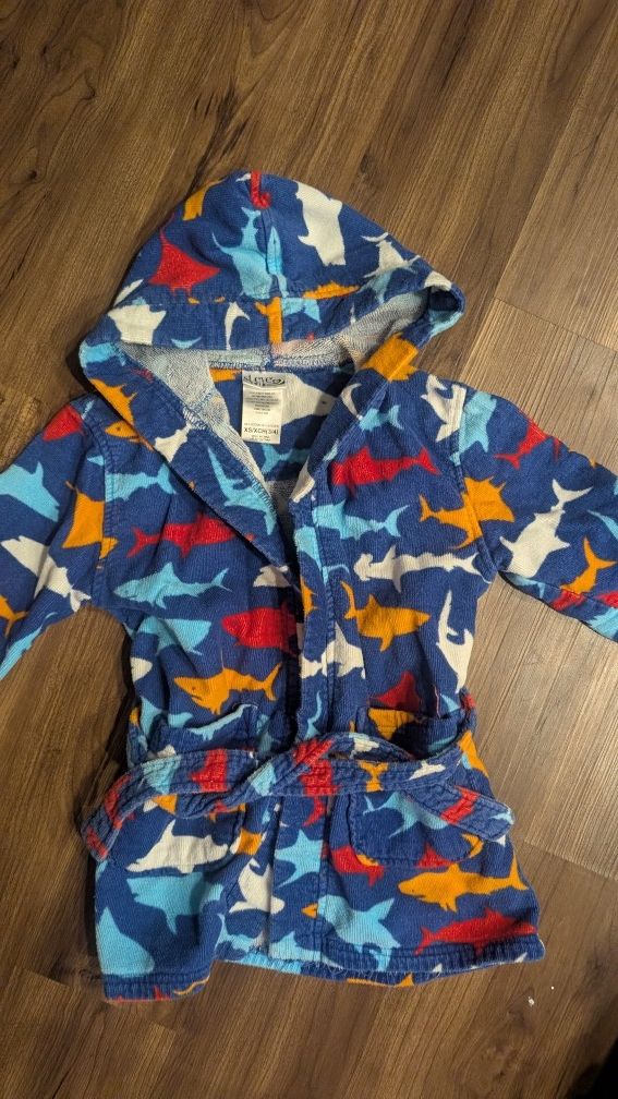 Shark Robe 