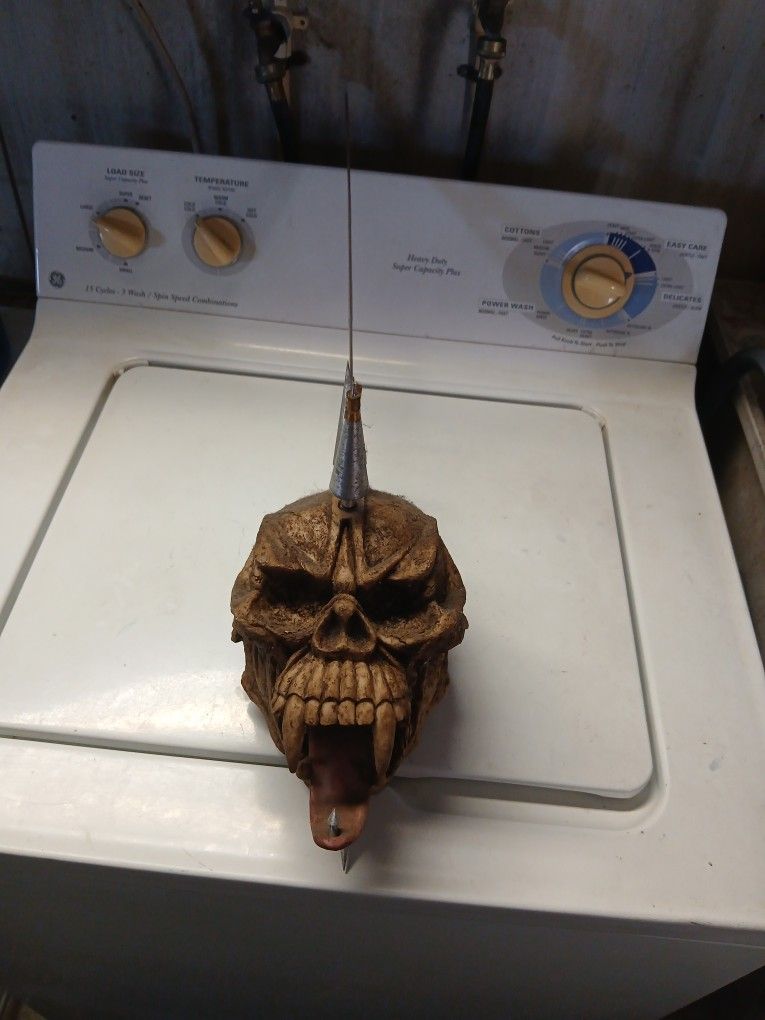 Vintage Rare Resin Metal SkulHead Sword