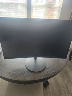 24in Curved KOORUI Monitor