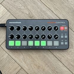 Novation Launch Control MIDI Controller - 16 Knobs & 8 Pads