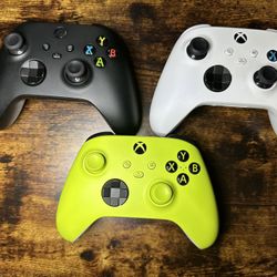 Xbox One Series Controllers