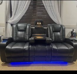 Double recliner sofa