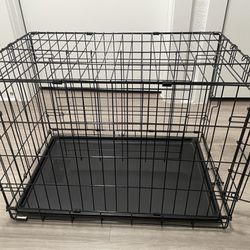 Everyyay Medium Sized Dog Crate With Divider