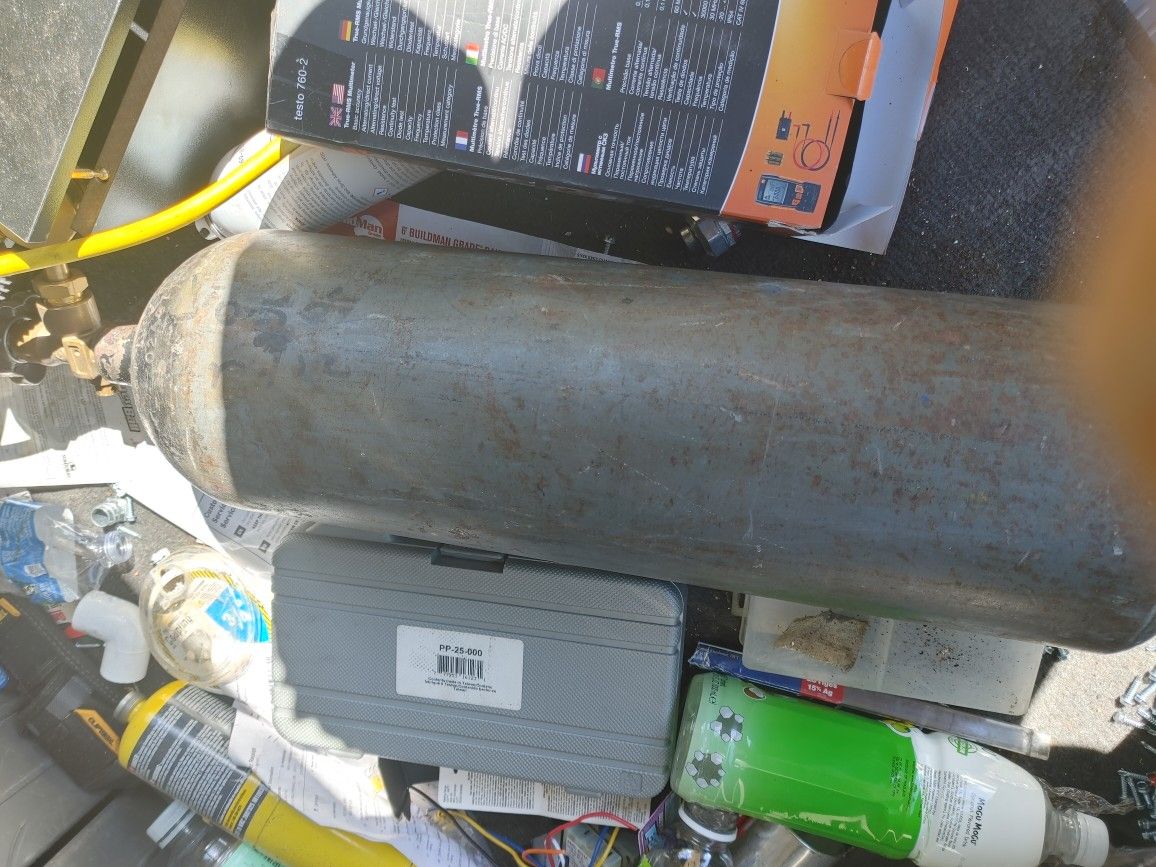 Nitro Can With Regulator