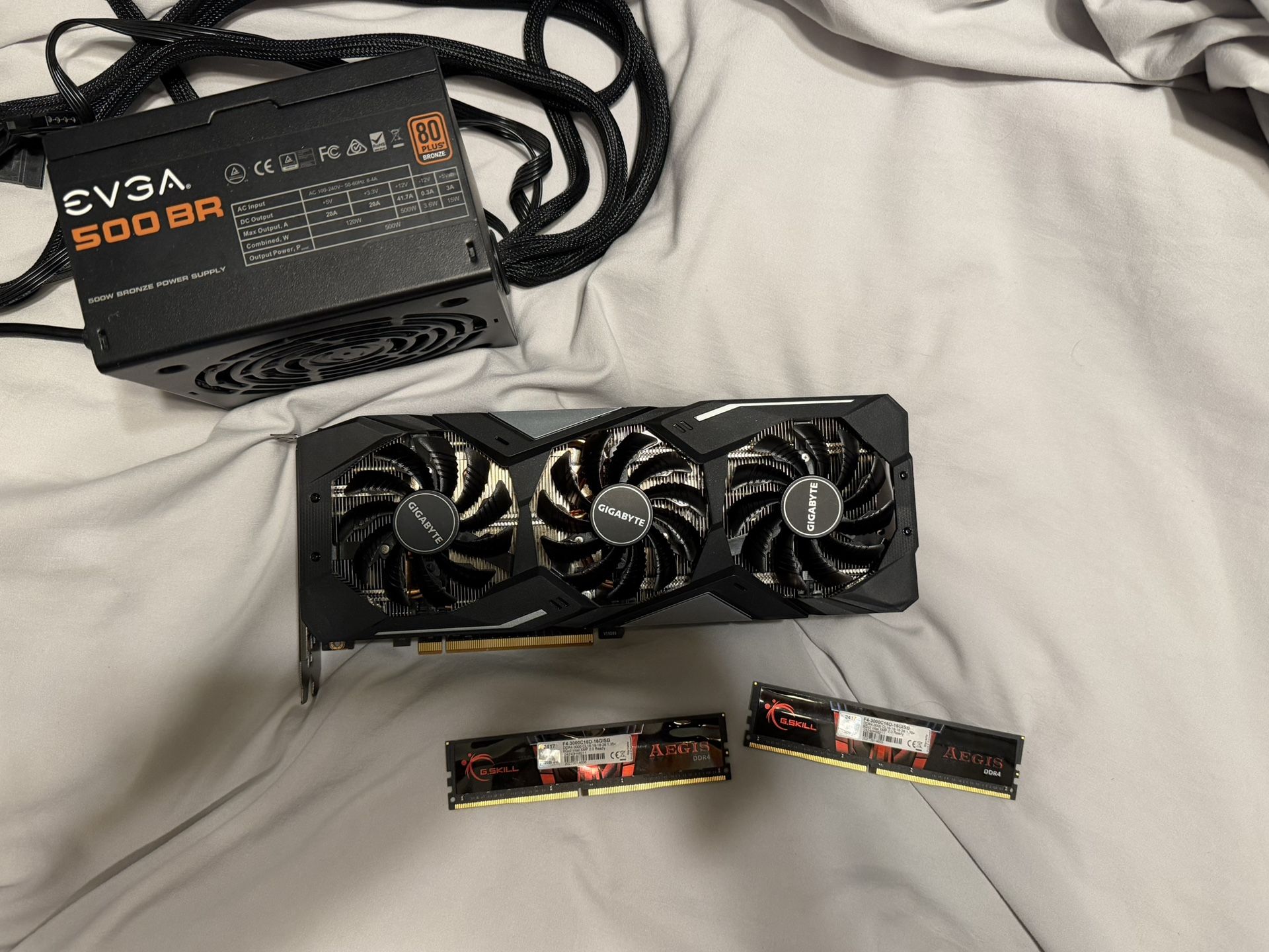 Graphics Card 5600XT 16GB DDR4 Ram, EVGA 500 Watt PSU