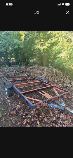 LOW PRICE MOVING- RARE FOLDING TRAILER