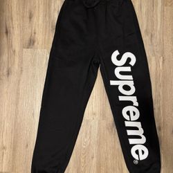 Supreme Size S