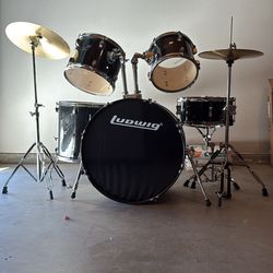 Ludwig Drum Set (5-Piece) — Ready to Play