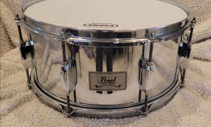 Pearl Steel Shell Snare Drum 14in