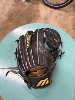 Mizuno GCP40 Classic Pro 11 inch Infield Baseball Glove