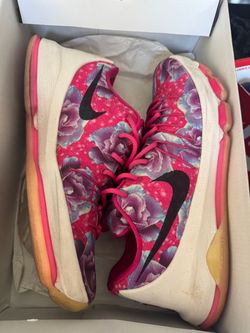 Nike KD (Aunt Pearl)