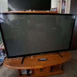 Tv. Samsung 60 Inch Television. Read Description.