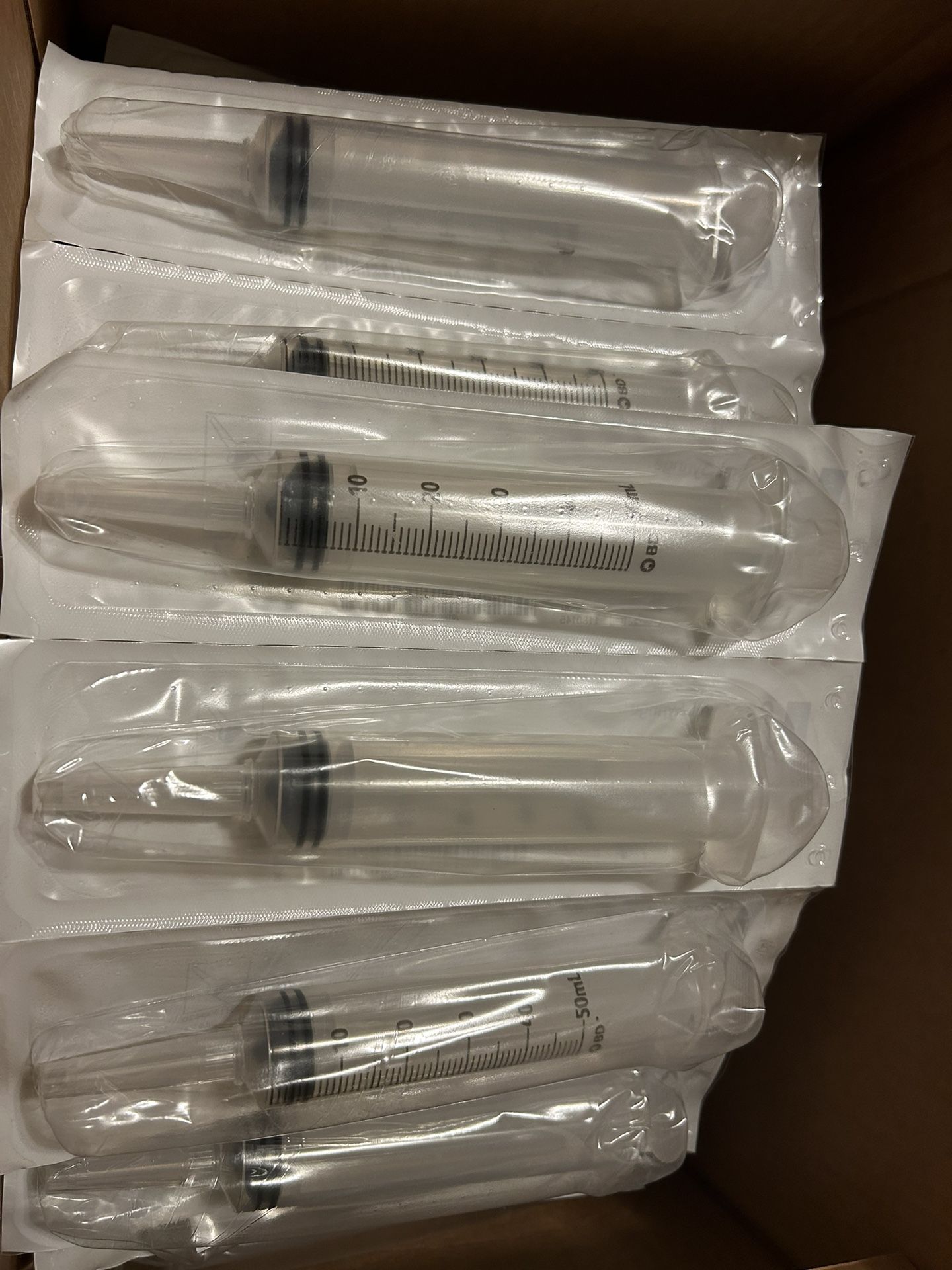 Plastic Syringes 