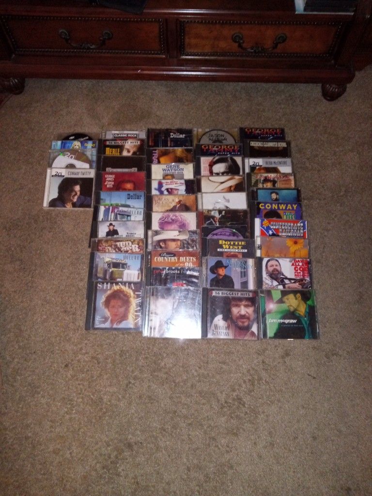 44 County Music CD'S in Excellent Condition $50 Pickup In West Morristown