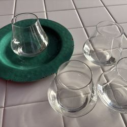 Set Of 4 Tulip Shaped Whisky Glasses