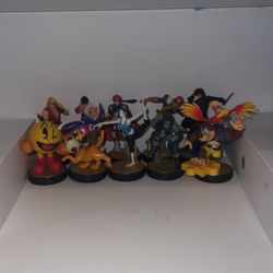Smash Bros Amiibos Lot