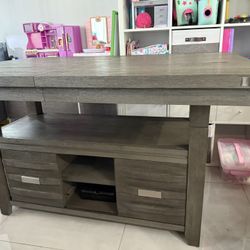 Extendable Real Wood Dinning Table 