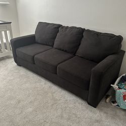 Pull Out Couch Full Side 