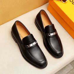 Louis Vuitton Men’s Leather Shoes With Box New 