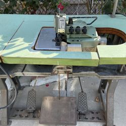 Overlock Sewing Machine