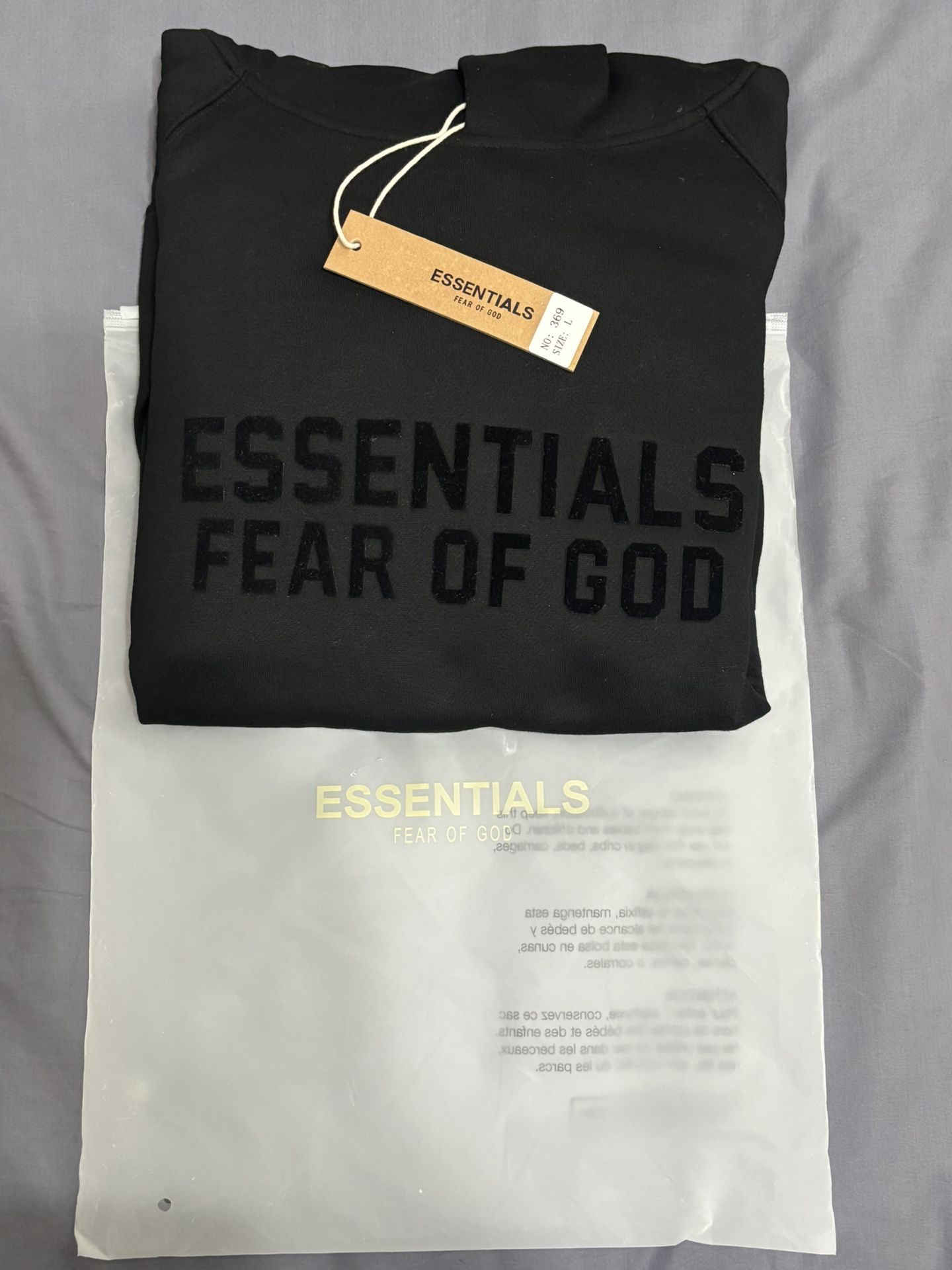 ESSENTIALS HOODIE BLACK LARGE