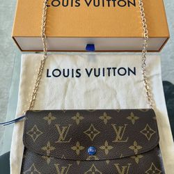 Louis Vuitton Authentic 