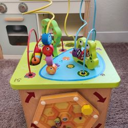 Hape Wooden Activity Play Cube