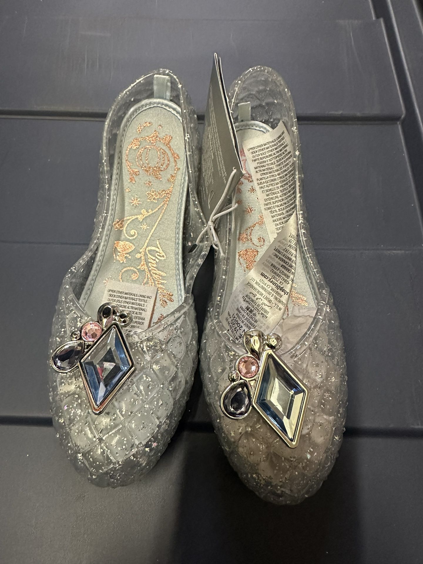 Disney Cinderella light Up Shoes Size 2/3 
