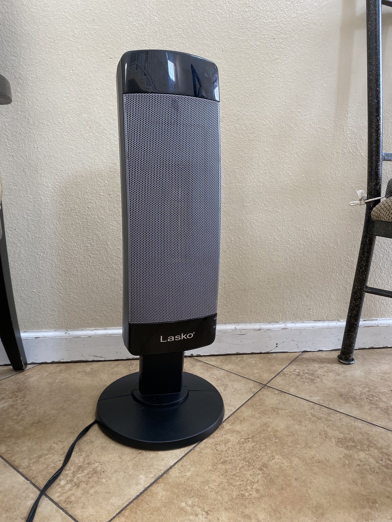 Lasko 1500 Watts Heater