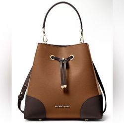 MICHAEL Michael Kors "Mercer Gallery" 🤎COLOR-BLOCK🤎 LEATHER BUCKET BAG 🌟LIKE NEW🌟