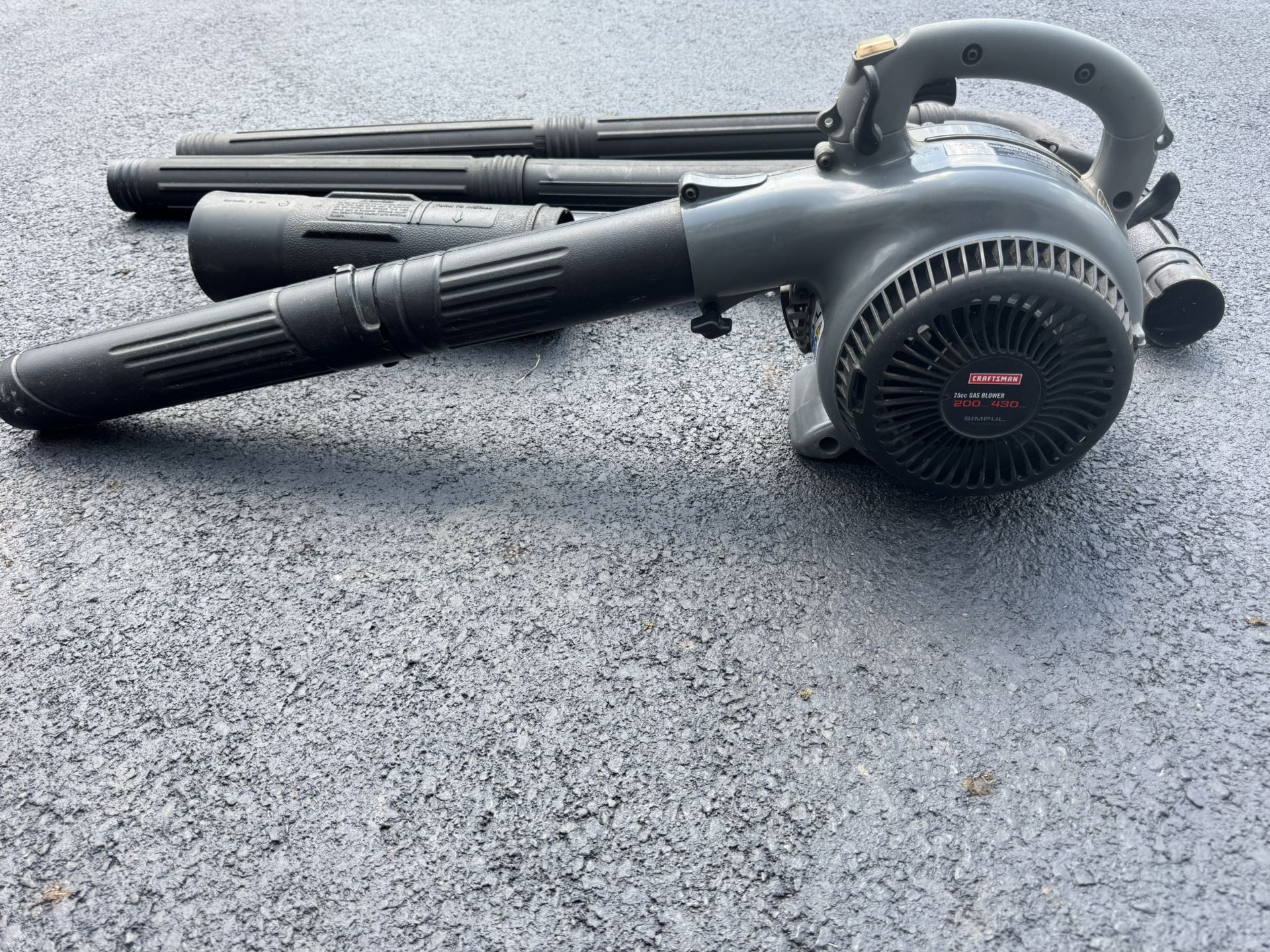 Craftsman Leaf Blower 25cc With Attachments. Very Good Condition. Must Pickup