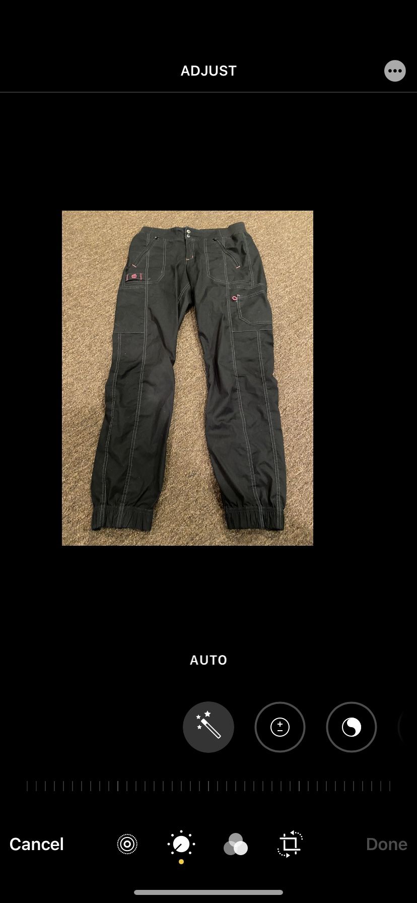 Spread Good Cheer Jogger pants Women’s Size Medium pockets Scrub Black zippers chic EUC!