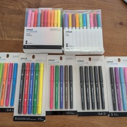 Lot Of Cricut Infusible Ink Pen Sets.