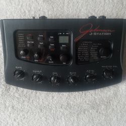 New Johnson J-Station Guitar Processor With Power Supply  Works Perfectly 